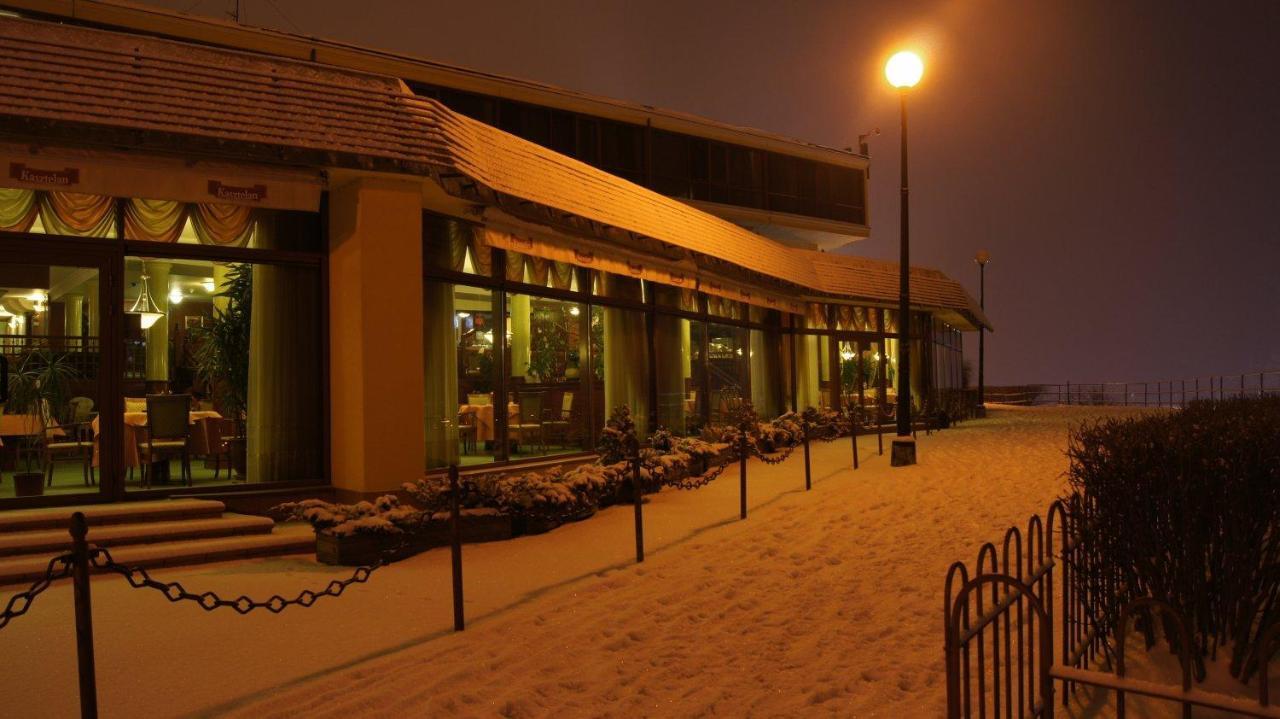 Hotel Starzynski Płock Exteriör bild